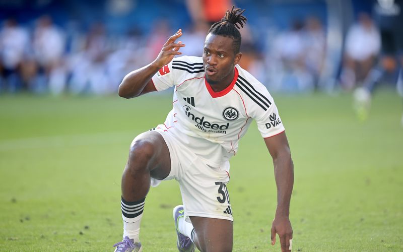 Michy Batshuayi bangt um das Leben seiner Katze.