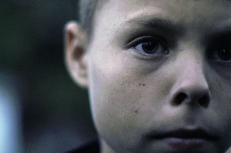 In der Ukraine wird die Katastrophe schnell zur Normalität - und dennoch träumen junge Ukrainerinnen und Ukrainer von einer besseren Zukunft.