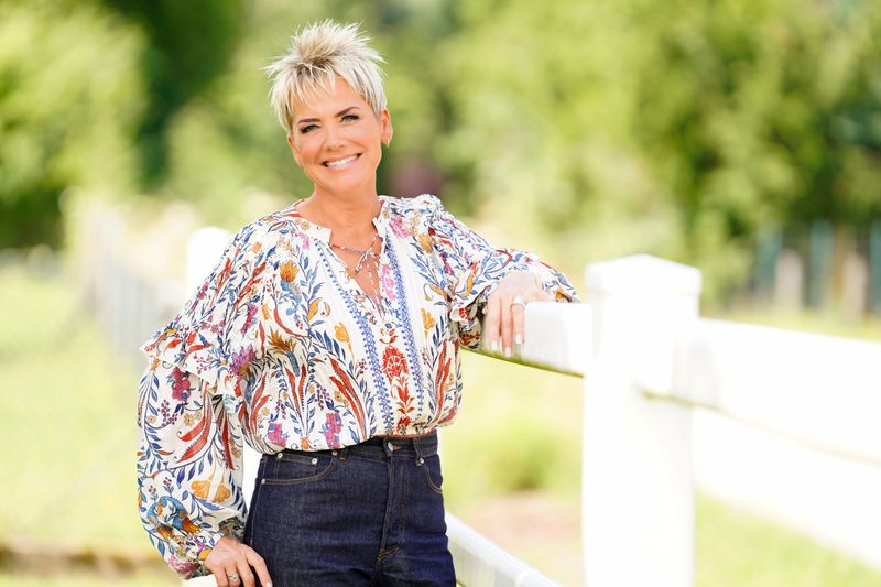 Inka Bause moderiert die 21. Staffel von "Bauer sucht Frau" im Herbst 2025. 