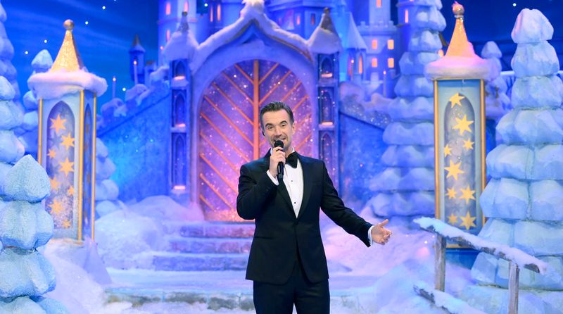 Moderator Florian Silbereisen besingt einmal mehr die besinnliche Jahreszeit.