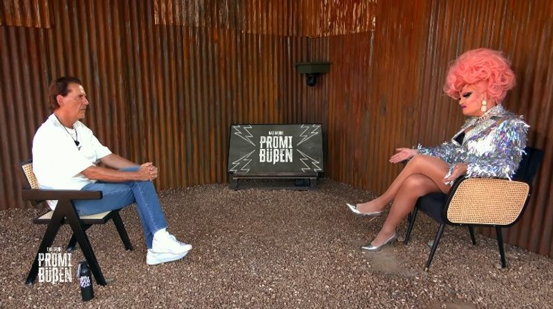 Olivia Jones knüpft sich bei "Das große Promi-Büßen" Stars vor, die sich Fehltritte geleistet haben.