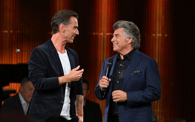 Zum 65. Geburtstag von Andy Borg (rechts) blickt der Sänger gemeinsam mit Florian Silbereisen in einer besonderen TV-Show auf die Anfänge seiner Karriere zurück.