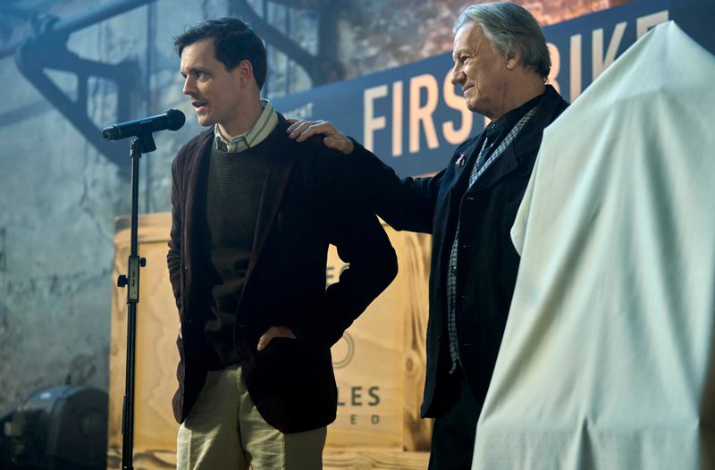 Im letzten "Tatort: Münster" mit Staatsanwältin Klemm (Mechthild Großmann) spielt Hannes Hellmann (rechts) Kurt Hobrecht Senior, den Vorstand eines traditionsreichen Fahrradunternehmens.