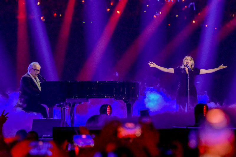 In der Sendung "Schlagerbooom" trat Heinz Rudolf Kunze im Duett mit Annett Louisan auf.