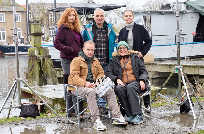 "Nord bei Nordwest - Liebesgrüße aus Nepal" lautet der Arbeitstitel des 31. Films der Krimireihe, der sich gerade in der Entwicklung befindet. Mit dabei (von links: Marleen Lohse, Hinnerk Schönemann, Kameramann Nicolay Gutscher, Regisseurin Judith Kennel und Jana Klinge). 