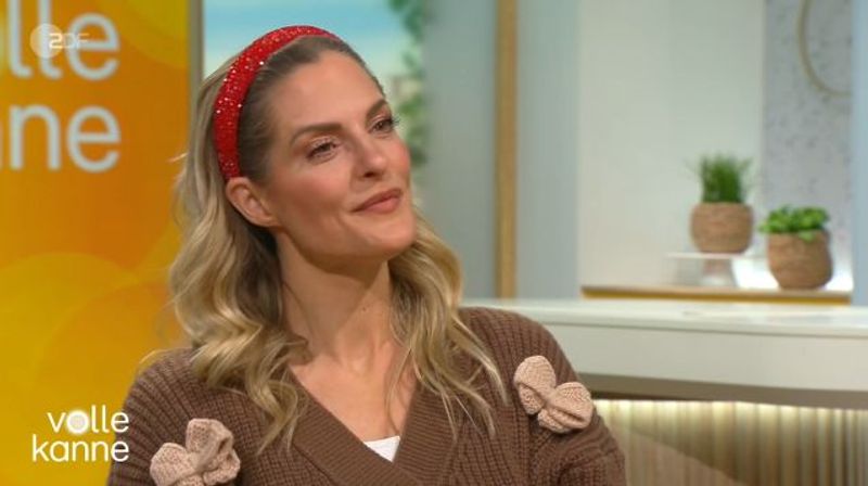 No Angels-Sängerin Sandy Mölling kritisierte in der ZDF-Morgenshow "Volle Kanne" US-Präsident Donald Trump scharf.