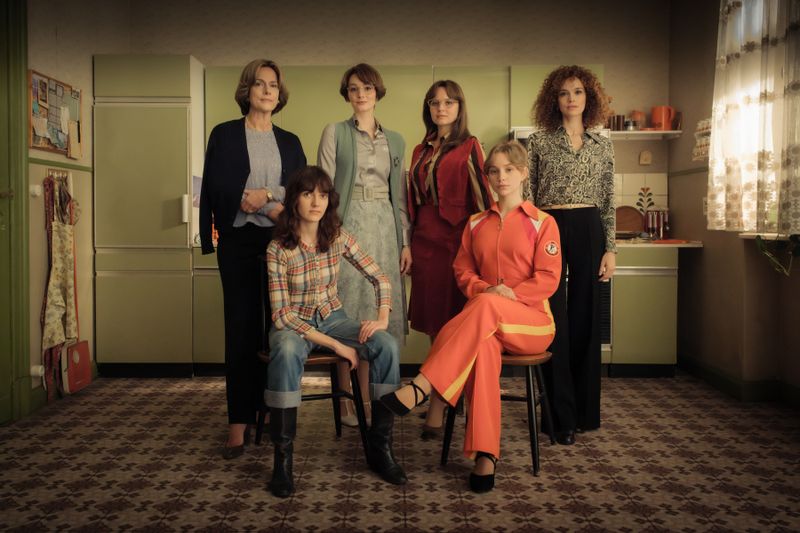 Die Geschichte der Berliner Familie Schöllack geht in "Ku'damm 77" weiter.