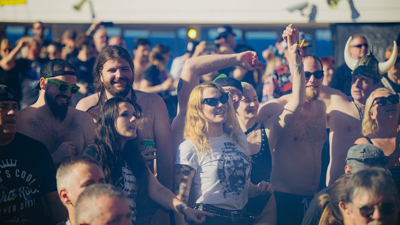 Metal Kreuzfahrt - Headbangen auf hoher See