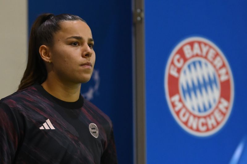 Bayern-Spielerin Lena Oberdorf wehrt sich gegen den Begriff "Equal Pay".
