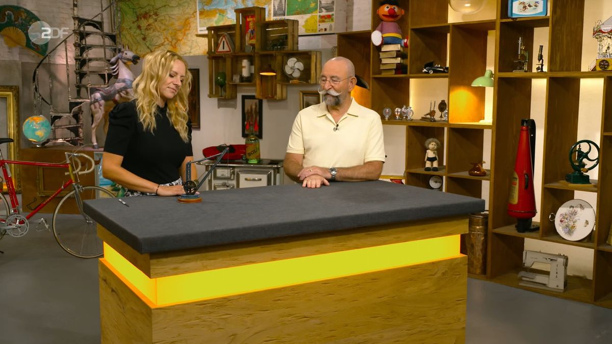 Bares für Rares"-Expertin kann kaum glauben, was vor ihr steht: "Da krieg  ich Gänsehaut!" - SWYRL, Entertainment-Themen, die dich begeistern.