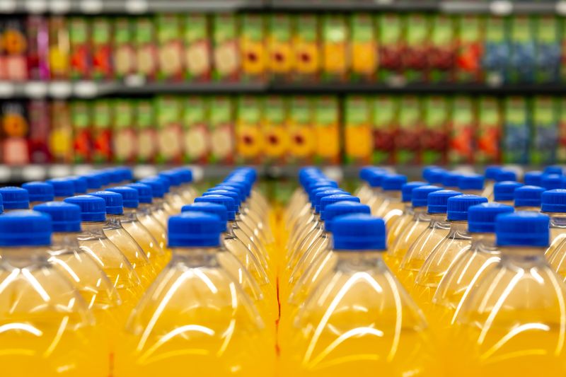 Verschiedene Fruchtsäfte des Herstellers Rüte Fruchtsaft werden zurückgerufen (Symbolbild).