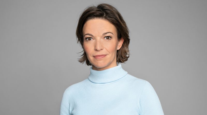 Auch MoMa-Moderatorin Anna Planken blickt auf das Jahr 2025 zurück.