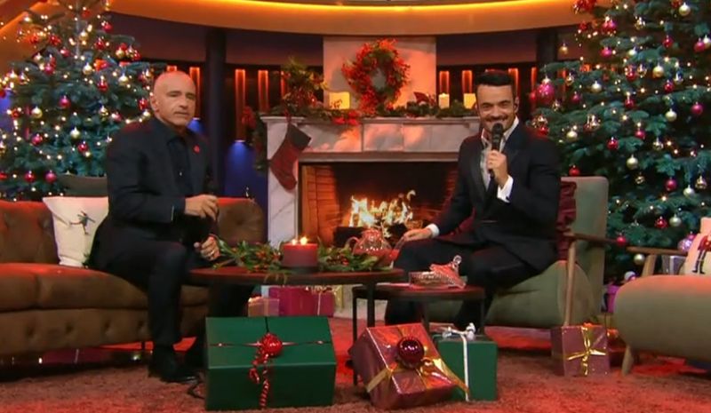 Anteilnahme in besinnlichem Rahmen: Bei "Die große Weihnachtsshow" mit Giovanni Zarrella dachte Ehrengast Eros Ramazzotti (links) an den erkrankten Thomas Gottschalk und schickte herzliche Genesungswünsche.