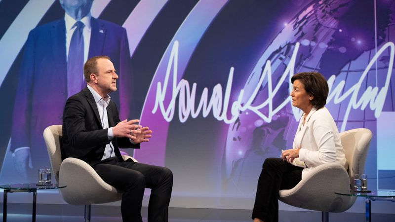 Politikwisschenschaftler Peter Neumann kennt das Sicherheitspapier und geht sogar noch weiter: "Das ist das erste Strategiepapier, in dem Europa nicht mehr als Partner beschrieben wird", sagt er.