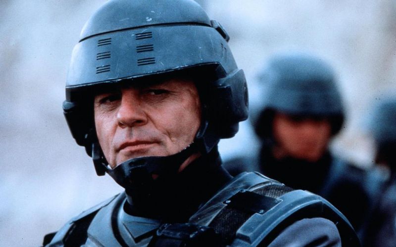 Michael Ironside spielte in "Starship Troopers" den verstümmelten Veteran, Lehrer und Ausbilder Lieutenant Jean Rasczak.