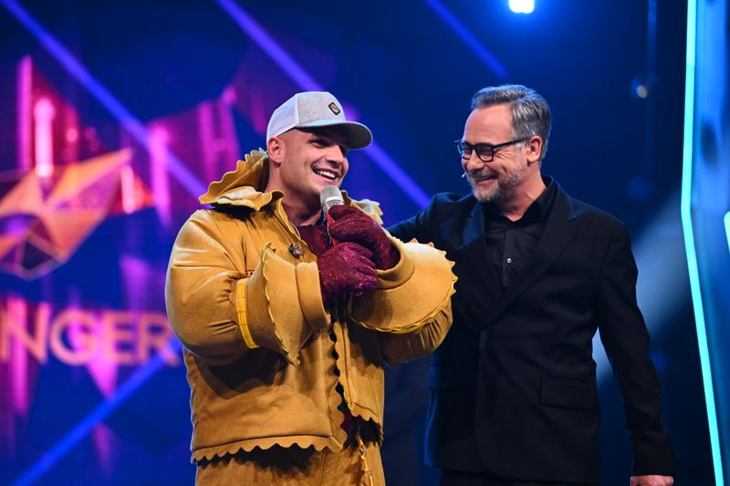 Um 23.45 Uhr stand fest: Muuhnika ist die Siegerin, Rave-Ioli muss seine Füllung offenlegen. Zum Vorschein kam - von allen erwartet - Pietro Lombardi.