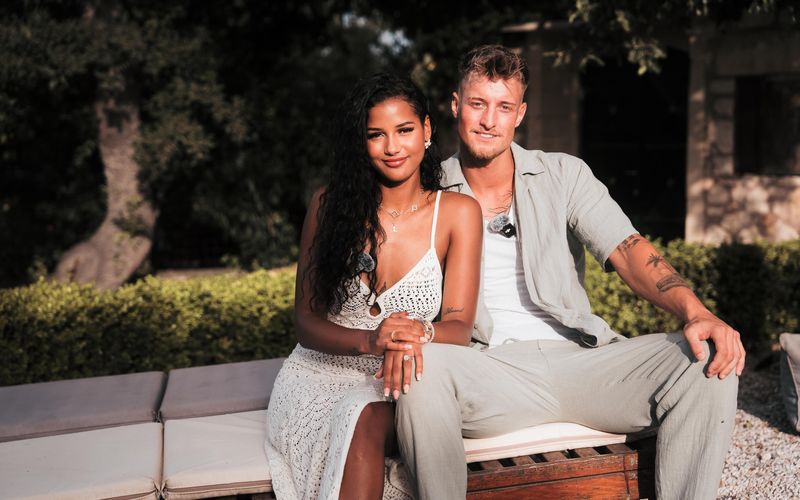 Brenda Brinkmann und Laurenz Pesch sind aktuell bei "Temptation Island VIP" (RTL+) und bei "Reality Backpackers" (Joyn) zu sehen.