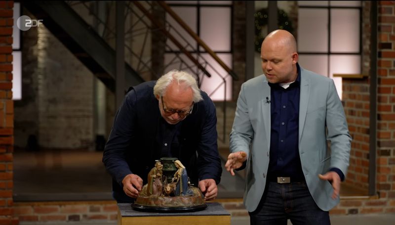 Und wie! "Das ist DJ Friedrich, der an den Reglern sitzt", stellte Benjamin Leo Leo (rechts) seinen Kollegen Friedrich Häusser vor, der genau wusste, an welcher Stelle gedreht werden musste, damit der Baumständer sein musikalisches Können zeigte.