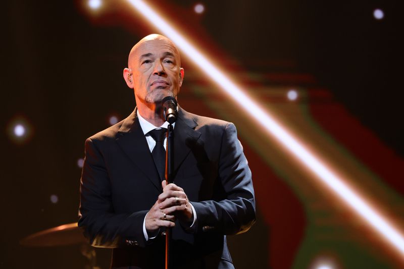 Bei einem Konzert in Oberhausen zog sich "Der Graf" von Unheilig eine Verletzung zu.