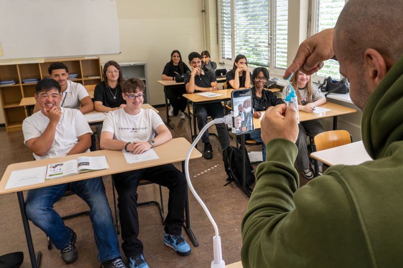 Herr Reff will seinen Schülern beibringen, an sich selbst zu glauben. 