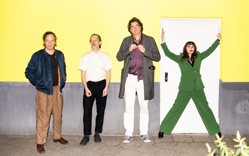 Die Sterne um Frontmann Frank Spilker (dritter von links) sind seit über drei Jahrzehnten eine feste Größe in der deutschen Indie-Szene.