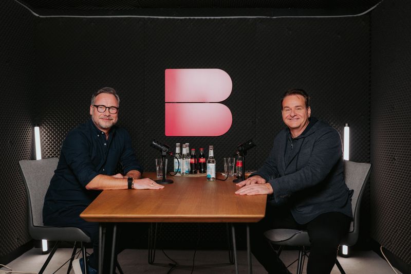 Moderator Matthias Opdenhövel (links) war im Podcast von Marcus Wolter zu Gast und hat mit ihm unter anderem über "Schlag den Star" gesprochen.