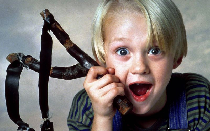 Mit der Titelrolle in "Dennis", eines fünfjährigen Jungen, der seinen alten Nachbar regelmäßig zur Weißglut bringt, wurde Mason Gamble zum Star. Am 16. Januar, feiert er seinen 40. Geburtstag. 