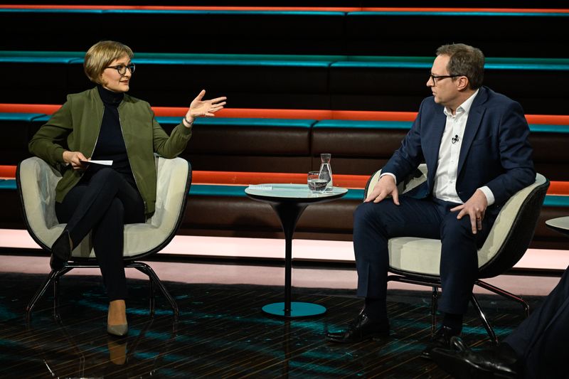 Grünen-Co-Chefin Franziska Brantner zitierte bei "Markus Lanz" aus der bayerischen Verfassung und brachte damit Martin Huber in Erklärungsnot.