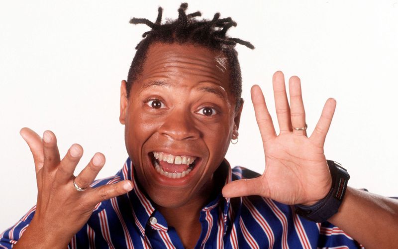 In den 90er-Jahren schaltete ein Millionen-Publikum am Nachmittag ein: Talkshows rührten oft zu Tränen, provozierten heftige Diskussionen - auch mit dem Studio-Publikum - und sorgten damit immer für beste Unterhaltung. Ricky Harris hatte zwar nur eine kurze Karriere, doch ein umso bewegteres Leben. Was wurde aus ihm und den anderen Talkshow-Hosts? 