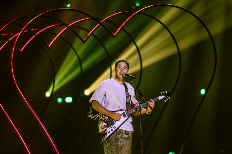 Beni Hafneron, besser bekannt als "Oimara", weiß schon ganz genau, wie man große Publikumsansammlungen in Stimmung versetzt. 