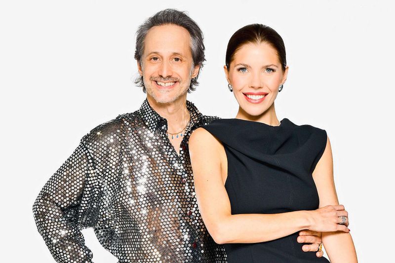 Michael Ostrowski und Victoria Swarovski moderieren im Mai den Eurovision Song Contest.