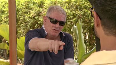 Bild zu Artikel "Promis unter Palmen"