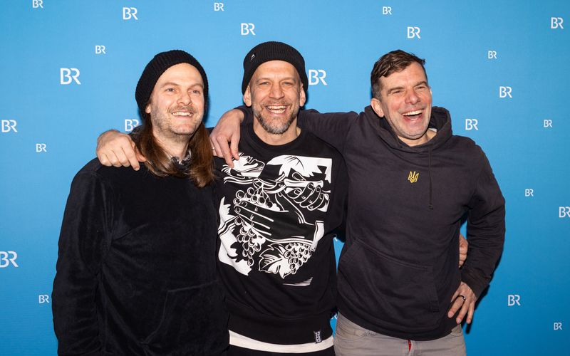 Seit 30 Jahren sind sie eine Band und überstanden gemeinsam eine große Krise (von links): Sänger und Gitrarrist Peter Brugger, Sänger und Schlagzeuger Florian Weber und Bassist, Keyboarder und Sänger Rüdiger Linhof.