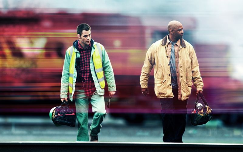 Auf dem Weg zum aufregendsten Arbeitstag ihres Lebens: Will (Chris Pine, links) und Lokführer Frank (Denzel Washington) müssen sich erst noch zusammenraufen.