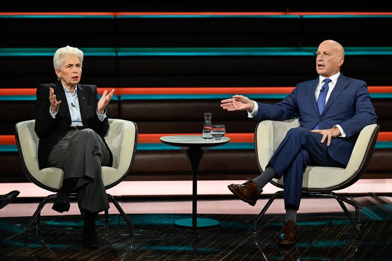 Marie-Agnes Strack-Zimmermann und Rüdiger Lucassen lieferten sich bei Markus Lanz ein hitziges Wortgefecht.