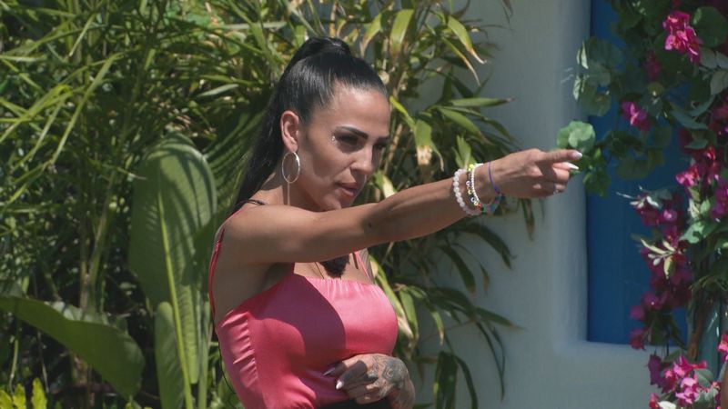 "Make Love, Fake Love"