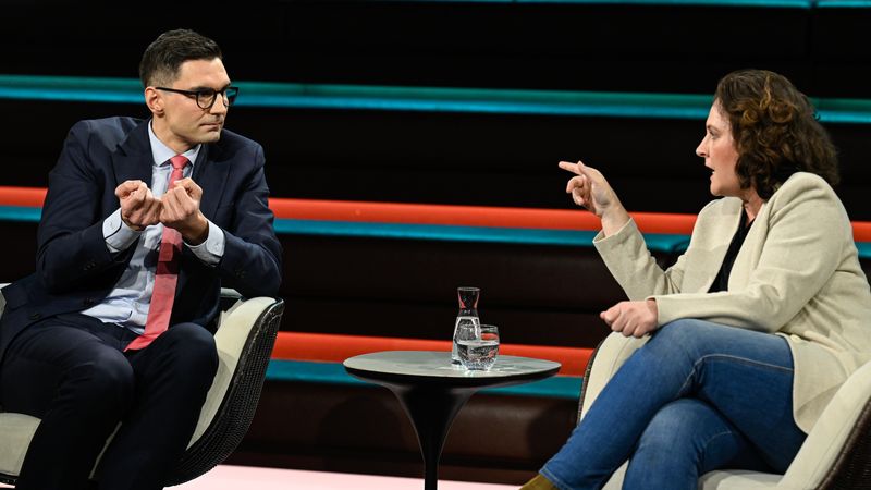 CDU-Mann Sepp Müller und Journalistin Jana Hensel gerieten bei "Markus Lanz" aneinander.