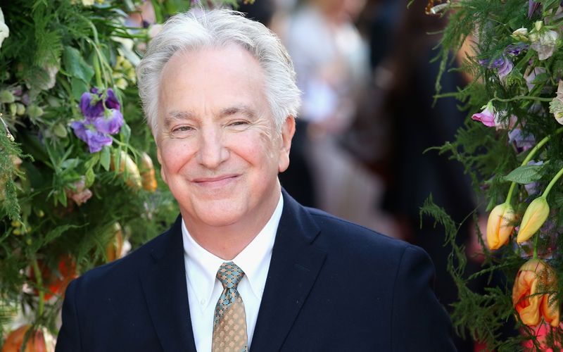 Am 14. Januar 2016 starb Alan Rickman mit 69 Jahren an den Folgen einer Krebserkraknlung. Seine Familie und Fans weltweit trauerten um einen der profiliertesten britischen Schauspieler seiner Generation. Am 22. Februar hätte Rickman seinen 80. Geburtstag gefeiert, wir zeigen aus diesem Anlass noch einmal seine schönsten und wichtigsten Rollen im Überblick.