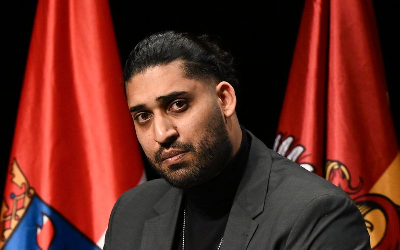 Said Etris Hashemi überlebte das Attentat von Hanau. Im Podcast "Deutschland3000" klagt er nun: "Man spricht ständig über Migranten, ohne wirklich mit Migranten zu sprechen."