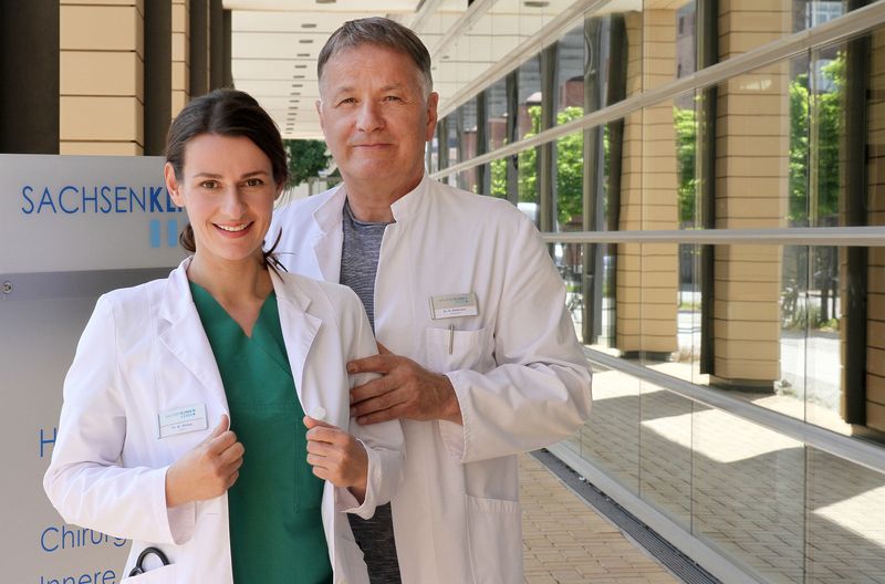 Annett Rennberg spielte seit 2017 an der Seite von Thomas Rühmann. Nun verlässt die Schauspielerin "In aller Freundschaft".