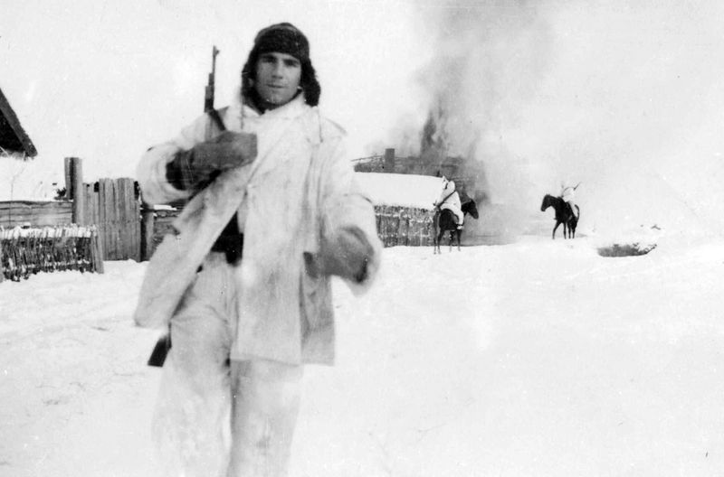 Ein französischer Freiwilliger im Einsatz in Russland. Die unzulänglich ausgebildeten Freiwilligen wurden 80 Kilometer vor Moskau zerschlagen.