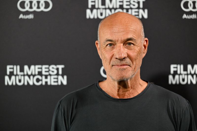 Heiner Lauterbach hat in der NDR-Sendung "Das! Rote Sofa" über seinen Kampf gegen den Alkohol gesprochen.