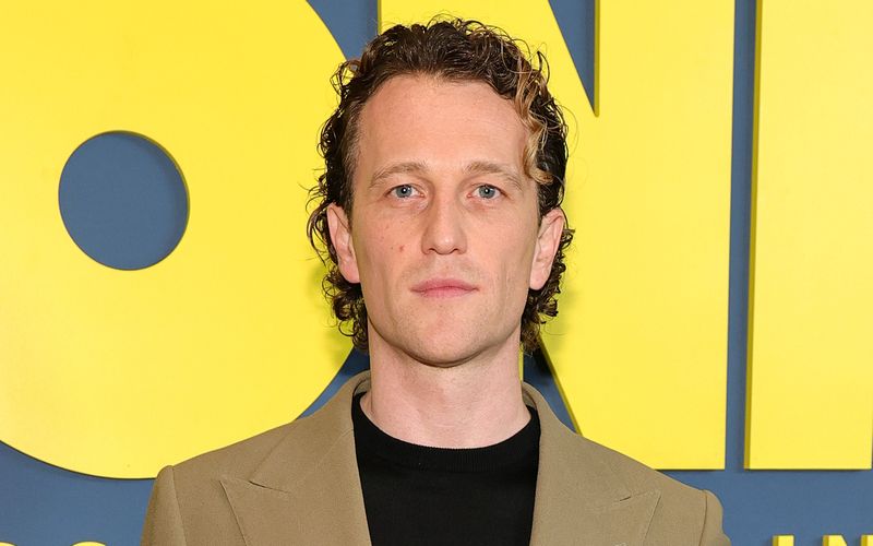 Am Set von "Ponies" merkte Artjom Gilz, dass er "ein bisschen" an seinem Humor arbeiten musste.