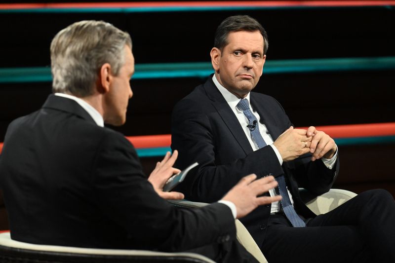 ZDF-Moderator Markus Lanz lockte Niedersachsens Ministerpräsident Olaf Lies am Dienstagabend mehrmals aus der Reserve.