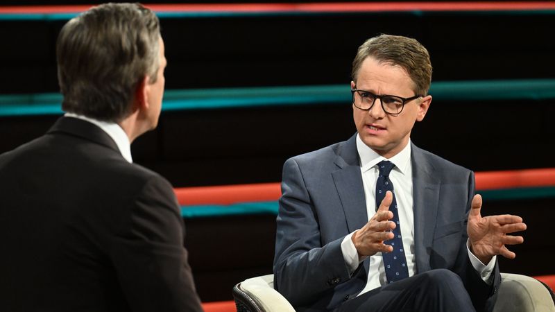 CDU-Generalsekretär Carsten Linnemann redete sich bei "Markus Lanz" um Kopf und Kragen, als es um mögliche Steuererhöhungen ging.