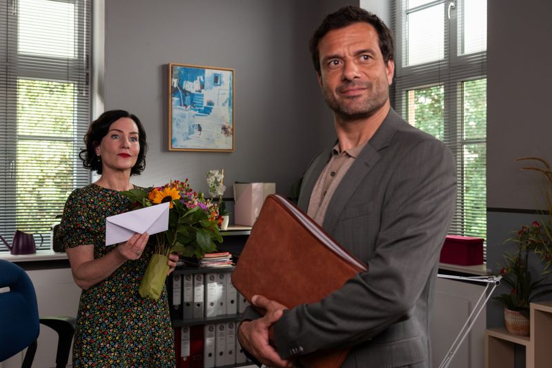 Was führt Headhunter Thomas Ritter (Kai Schumann) wirklich im Schilde? Für Miriam Stockl (Marisa Burger) gibt es in der "Rosenheim-Cops"-Episode "Jagd auf Stockl" ein Wechselbad der Gefühne.