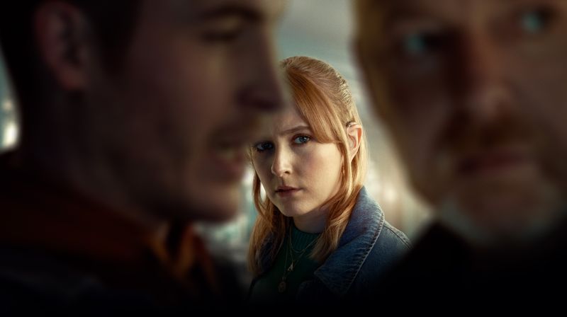 Die gehörlose Kantinenmitarbeiterin Alison Brooks (Rose Ayling-Ellis) soll nun die Polizei unterstützen.