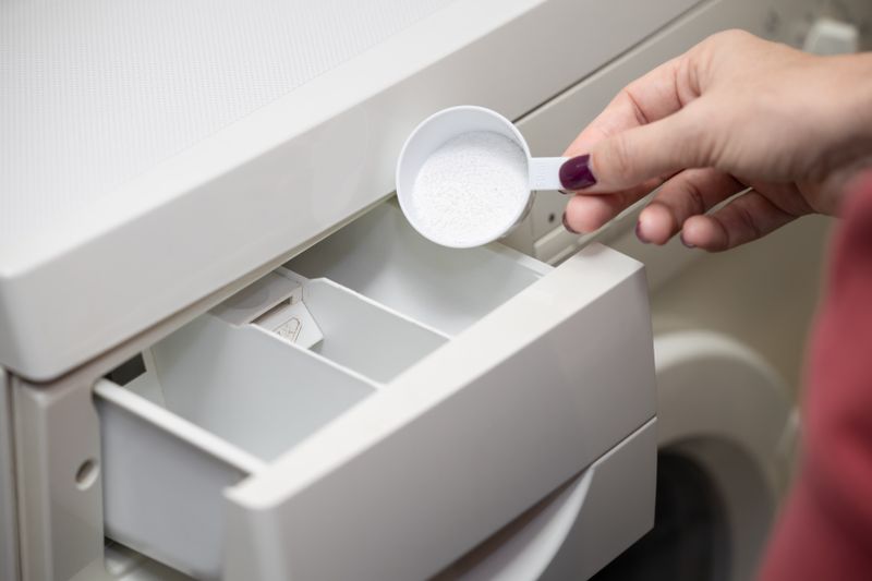 Vor allem Vollwaschmittel mit Öko-Label waschen rein und belasten die Umwelt nicht. 