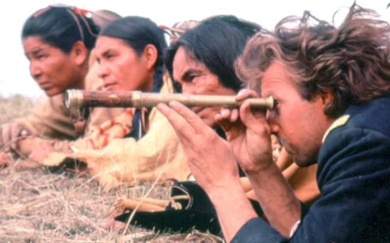 "Der mit dem Wolf tanzt" von und mit Kevin Costner (rechts) wurde mit sieben Oscars ausgezeichnet.