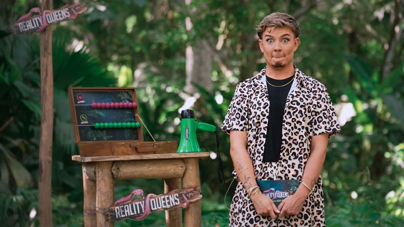 Angesichts der verbalen Entgleisungen seiner Kandidatinnen blieb auch Moderator Twenty4Tim die Sprache weg.